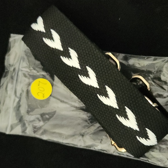 V-POWER guitar straps for crossbody use 1½ inches wide - Picture 4 of 14